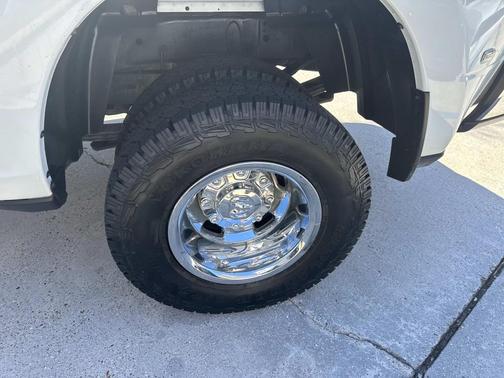 2024 RAM 3500 Big Horn Crew Cab 4x4 8' Box