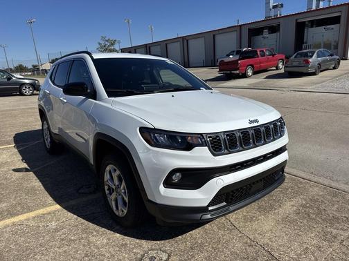 2026 Jeep Compass Latitude