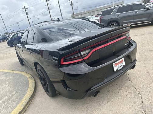 2016 Dodge Charger SRT Hellcat