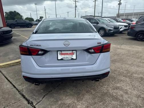 2024 Nissan Altima SR FWD