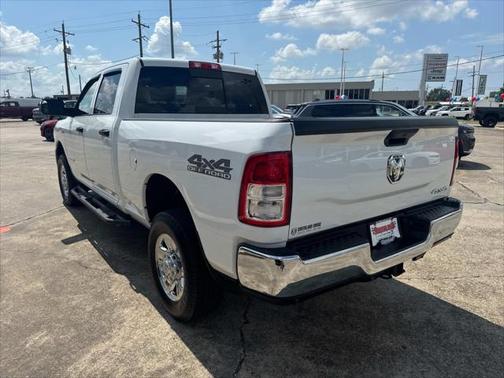 2019 RAM 2500 Tradesman Crew Cab 4x4 6'4' Box