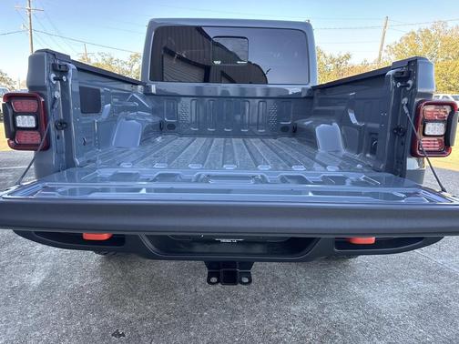 2026 Jeep Gladiator Mojave 4x4