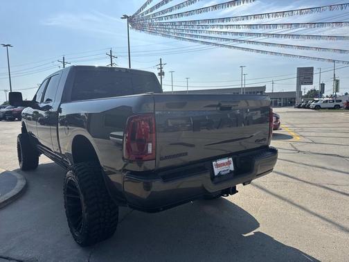 2025 RAM 2500 Laramie Crew Cab 4x4 6'4' Box