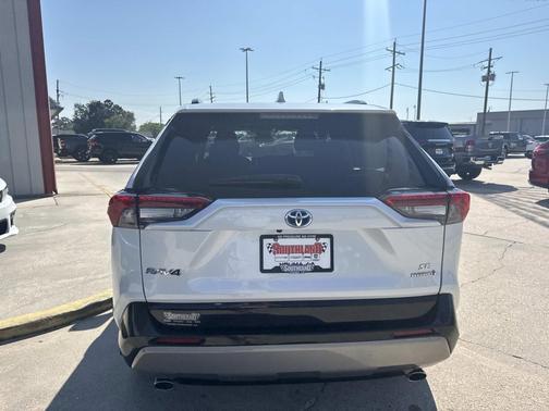 2024 Toyota RAV4 Hybrid SE