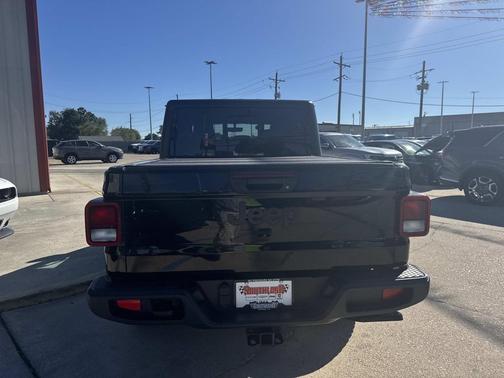 2023 Jeep Gladiator Willys 4x4