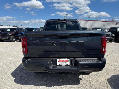 2026 RAM 2500 Laramie Crew Cab 4x4 6'4' Box