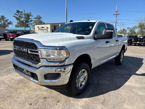 2024 RAM 2500 Tradesman Crew Cab 4x4 6'4' Box