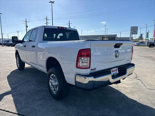 2024 RAM 2500 Tradesman Crew Cab 4x4 6'4' Box