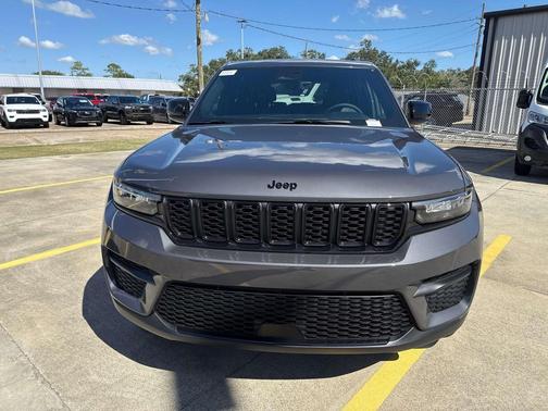 2025 Jeep Grand Cherokee Altitude