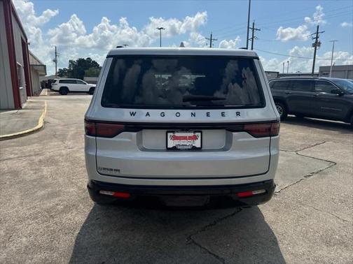 2023 Jeep Wagoneer Series II Carbide 4x2