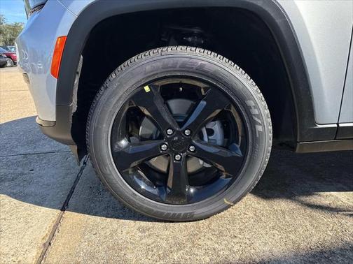 2025 Jeep Grand Cherokee L Altitude