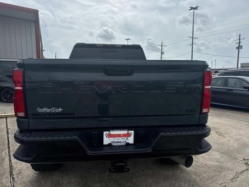2025 Chevrolet Silverado 2500 LTZ