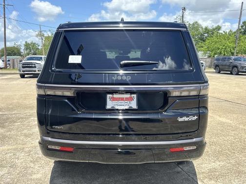 High Gloss Black 2026 Jeep Grand Wagoneer Limited Reserve 4x4