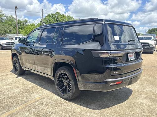 High Gloss Black 2026 Jeep Grand Wagoneer Limited Reserve 4x4