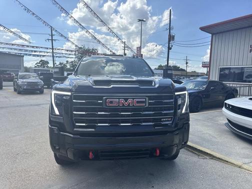 2025 GMC Sierra 2500 AT4