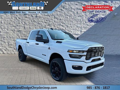 Bright White Clearcoat 2026 RAM 2500 Big Horn Crew Cab 4x4 6'4' Box