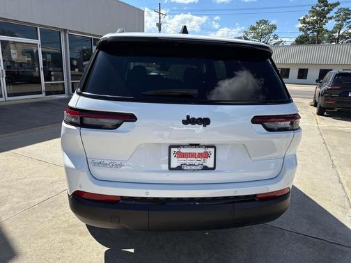 2025 Jeep Grand Cherokee L Altitude