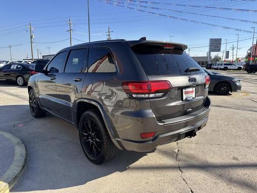 2019 Jeep Grand Cherokee Altitude