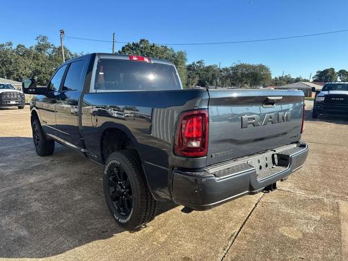 2026 RAM 2500 Big Horn Crew Cab 4x4 6'4' Box