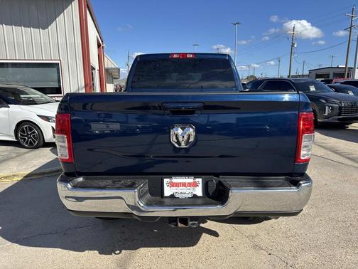 2020 RAM 2500 Big Horn Crew Cab 4X4 6'4' Box