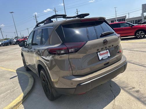 2025 Nissan Rogue Rock Creek