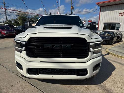 2024 RAM 2500 Laramie Crew Cab 4x4 6'4' Box