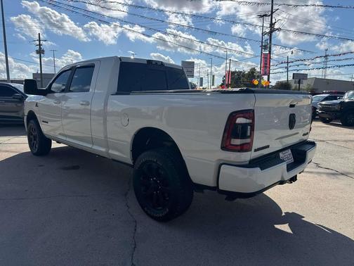 2024 RAM 2500 Laramie Crew Cab 4x4 6'4' Box