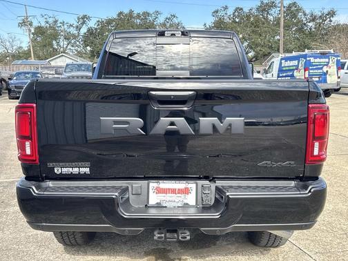 2026 RAM 2500 Big Horn Crew Cab 4x4 6'4' Box