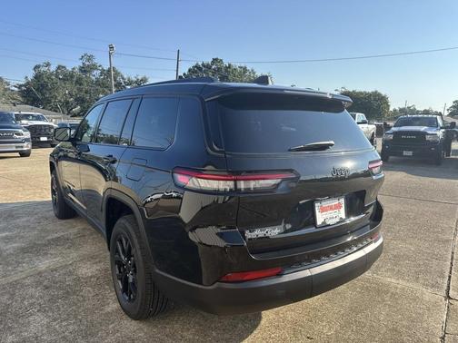 2025 Jeep Grand Cherokee L Altitude