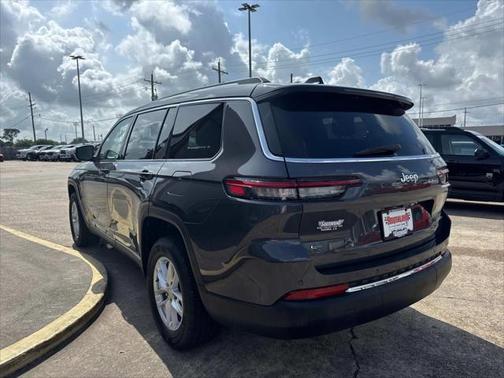 2022 Jeep Grand Cherokee L Laredo