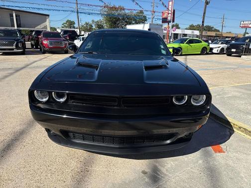 2022 Dodge Challenger SXT