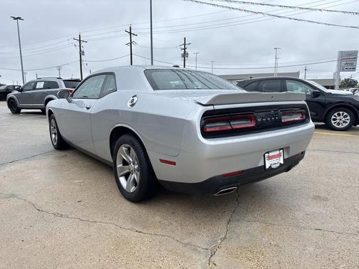 2022 Dodge Challenger SXT