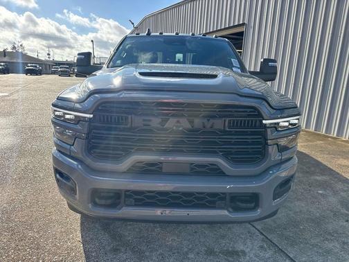2026 RAM 2500 Laramie Crew Cab 4x4 6'4' Box