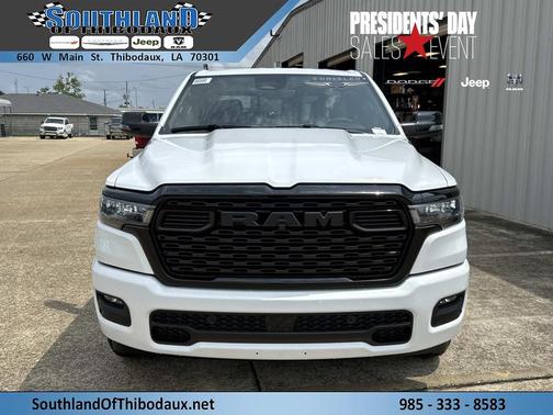 Bright White Clearcoat 2026 RAM 1500 Big Horn/Lone Star