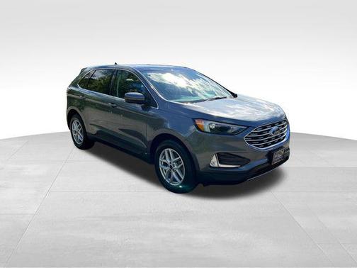 Carbonized Gray Metallic 2022 Ford Edge SEL