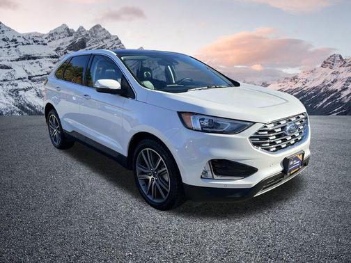 2021 Ford Edge Titanium