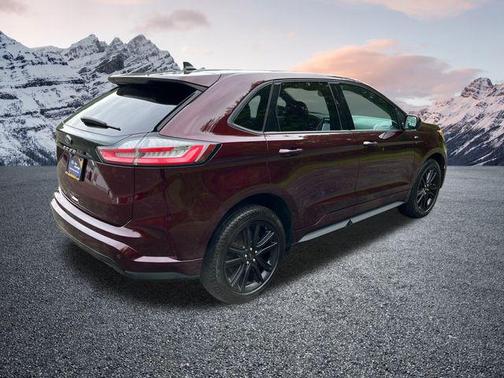 2022 Ford Edge ST Line
