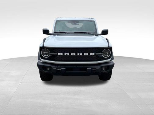Oxford White 2026 Ford Bronco Big Bend