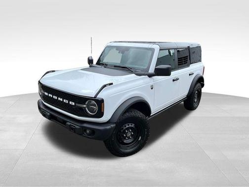 Oxford White 2026 Ford Bronco Big Bend