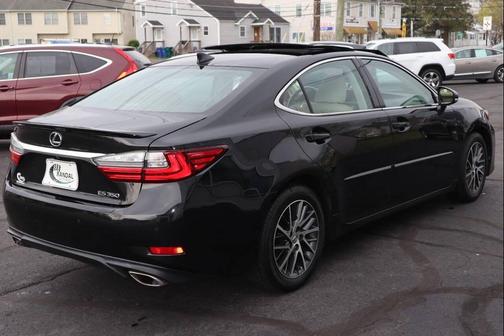 2017 Lexus ES 350 Base