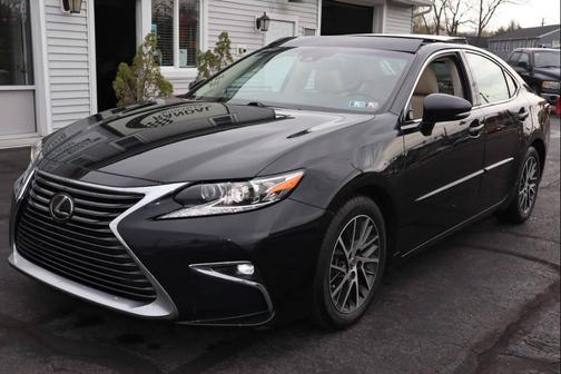 2017 Lexus ES 350 Base