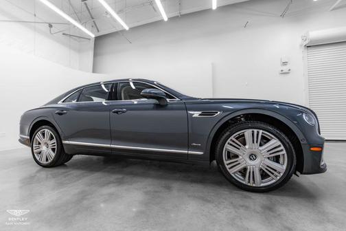 2026 Bentley Flying Spur Azure
