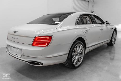 2026 Bentley Flying Spur 