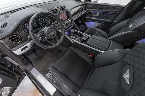2025 Bentley Bentayga 