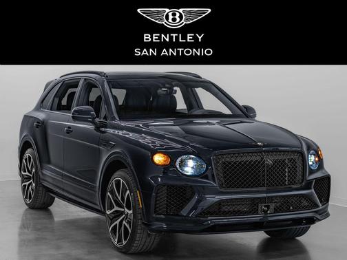 Black 2026 Bentley Bentayga