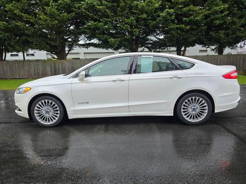 2014 Ford Fusion Hybrid Titanium