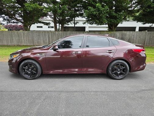 2017 Kia Optima LX