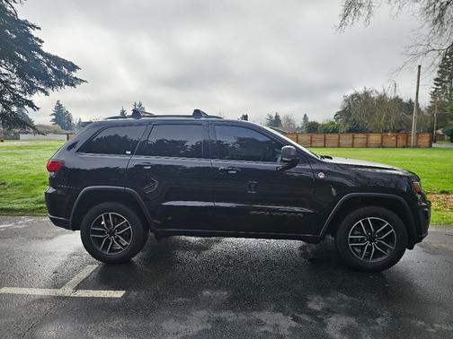 2019 Jeep Grand Cherokee Trailhawk