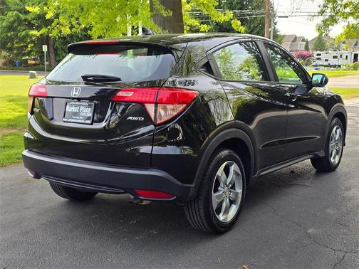 2017 Honda HR-V LX
