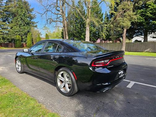 2017 Dodge Charger R/T